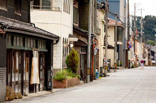 Ipponsugi-dori Street