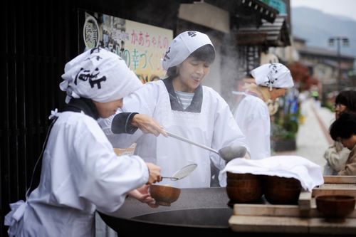 Yamanaka Onsen Onabe no Furumai