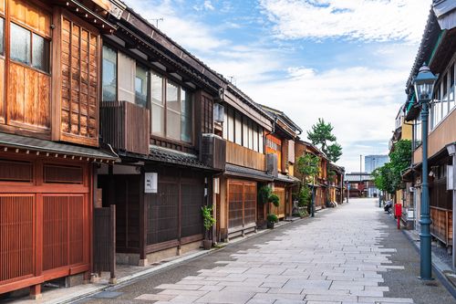 Nishi-Chaya District